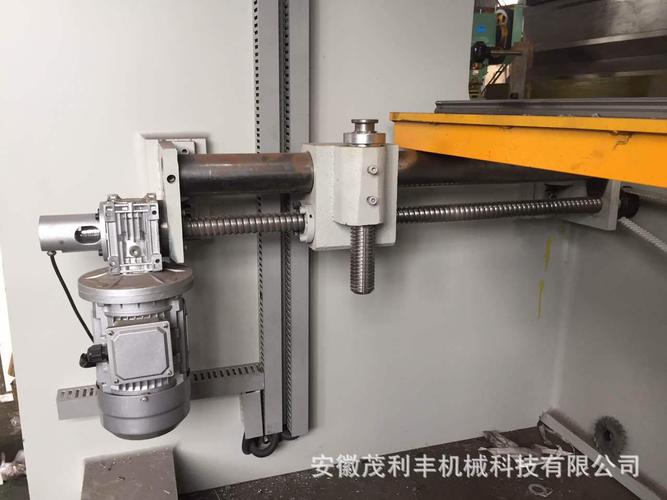 安徽工厂供应高质量数控液压折弯机进口nok密封性能好液压折弯机